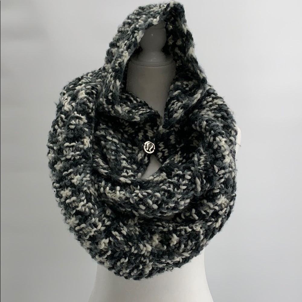 Lululemon hooded infinity scarf